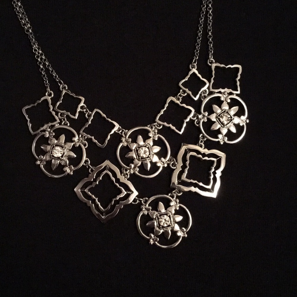 WHBM statement necklace